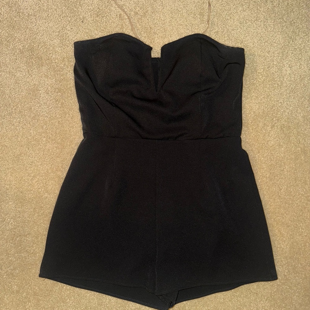 Windsor Classic Black Strapless Outfit